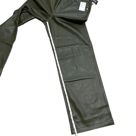 BLANKNYC Franklin High Waist Faux Leather Wide Leg Pants Sign up green. Size 31 - Picture 8 of 10